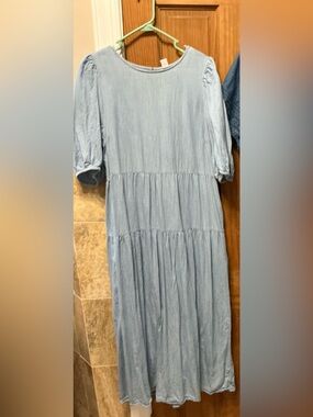 Old Navy Light Blue Midi Tiered Puff Sleeve Dress